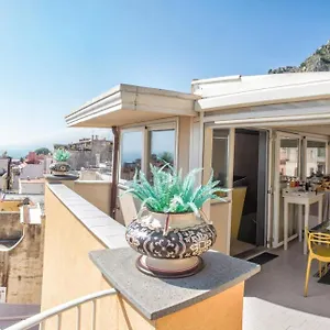 Casa Turrisi 3*, Taormina Italien